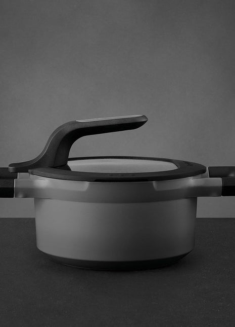 BergHoff Gem Covered Stay-Cool Casserole Grey 16 cm