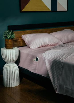 J Linens Innovative Fitted Sheets with Built-In Pouch