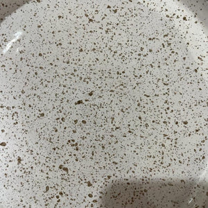 Pottery Tajin Off White Granulated with Gold Rim 25 cm