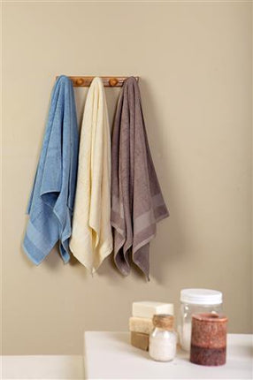 J Linens Original Towel Set