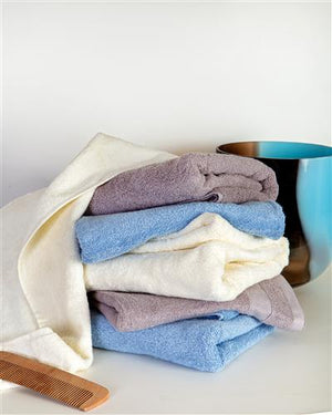 J Linens Off White Original Towel Set