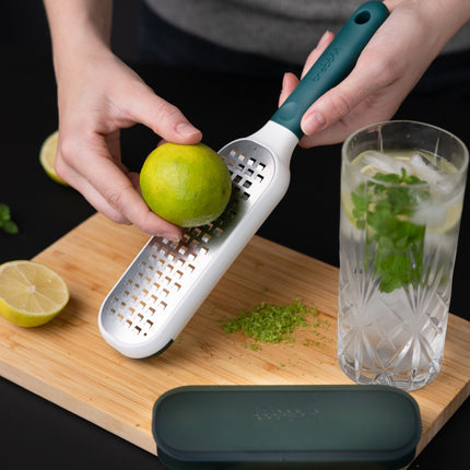 Trebonn Grate + Collect