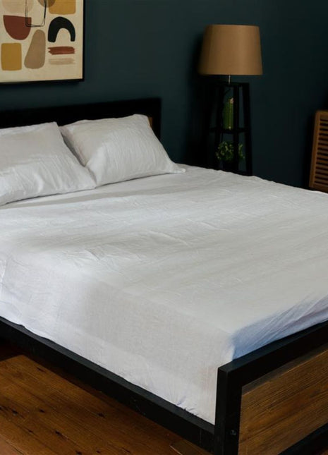 J Linens White Linen Fitted Sheet Set