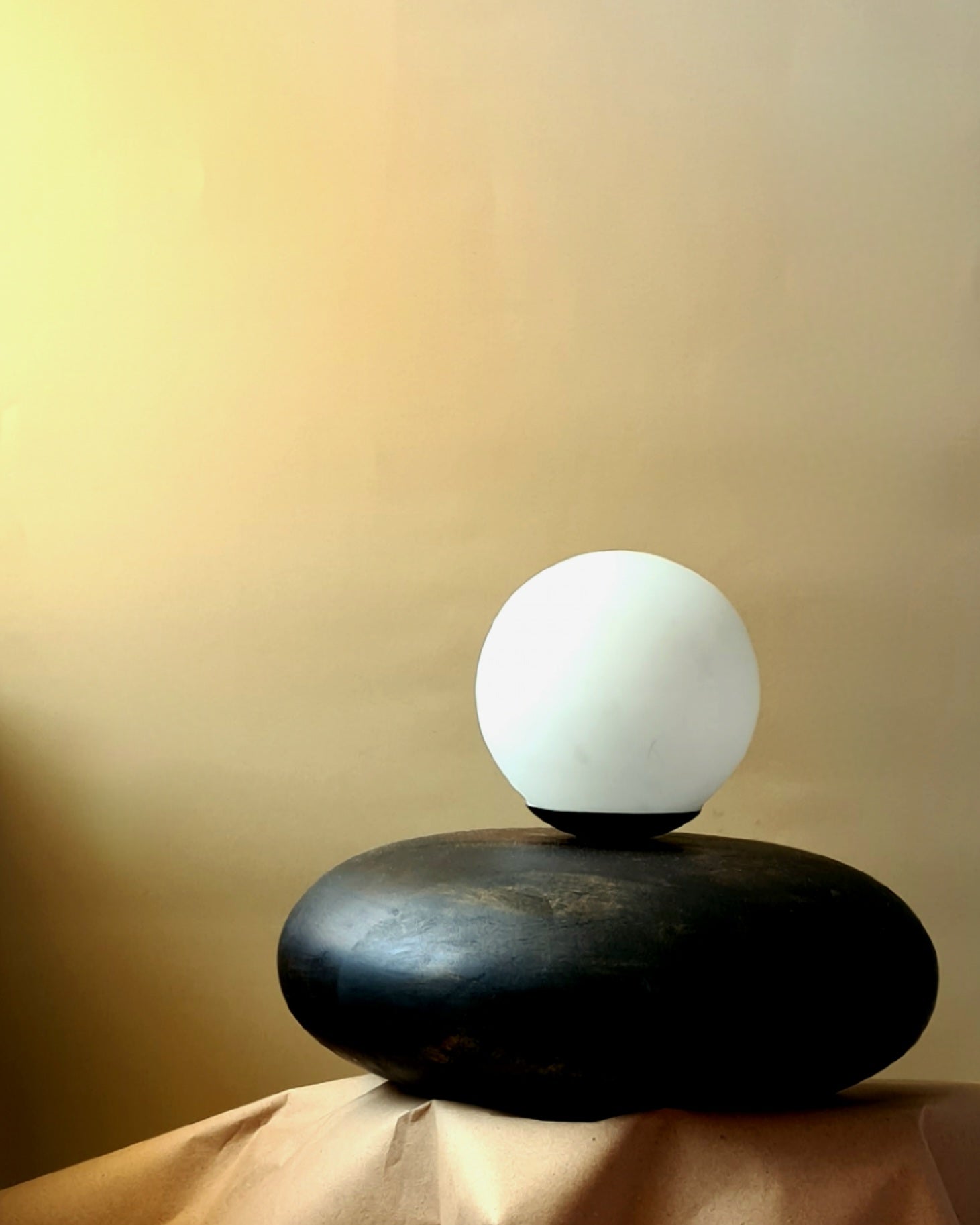 Pots N' Objects Float-Base Natural Wood Color