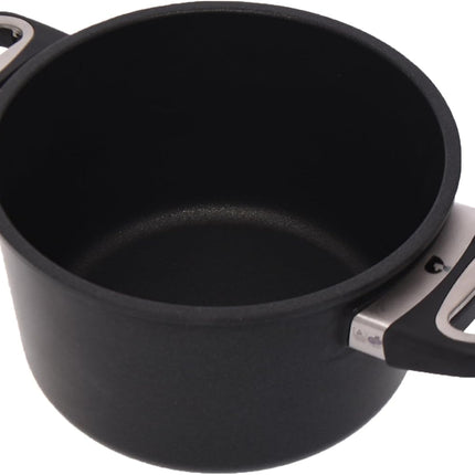 First Titanium Cooking Pot, 3 Liter Capacity, 20 cm