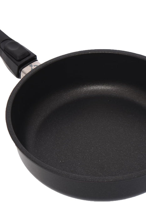 First Titanium Braise Pan with Removable Handle 24 cm