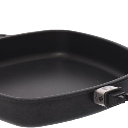 First Titanium Flat Square Pan with Removable Handle, 28 x 28 cm