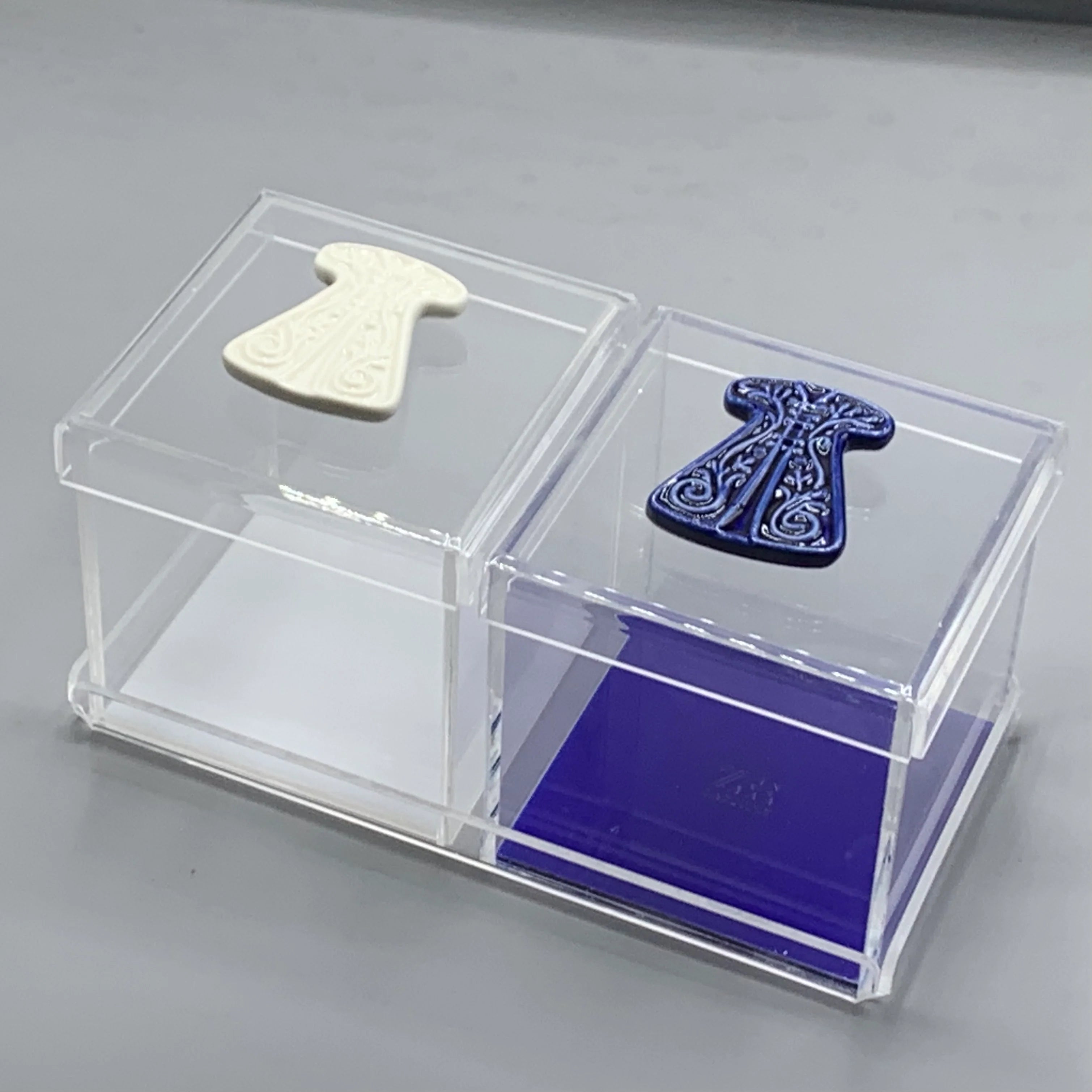 Zee Designs Plexi Glass Porcelain Kaftan Box