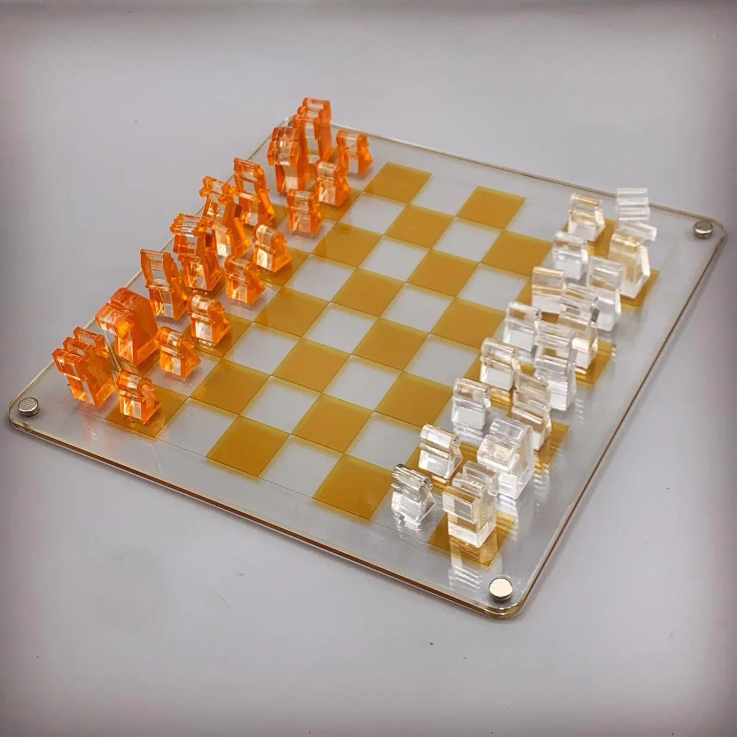 Zee Designs Plexiglass Classic with a Twist Chess Set