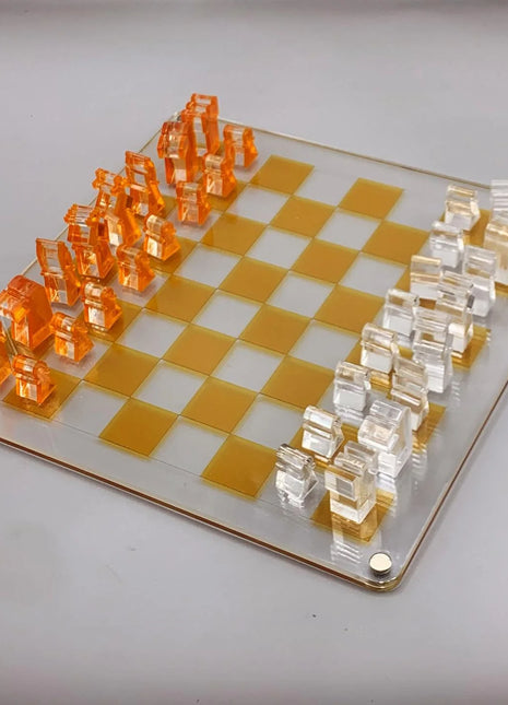 Zee Designs Plexiglass Classic with a Twist Chess Set