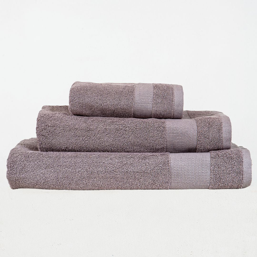 J Linens Original Towel Set