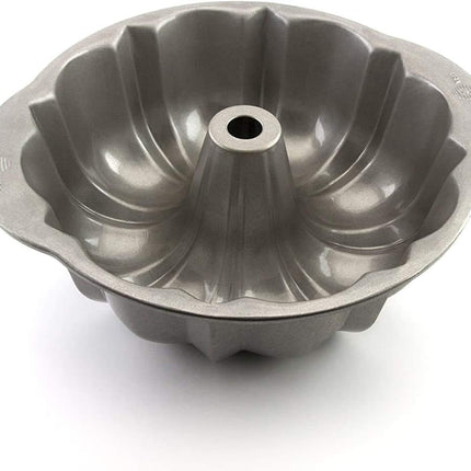 USA Pan Fluted Tube Cake Pan