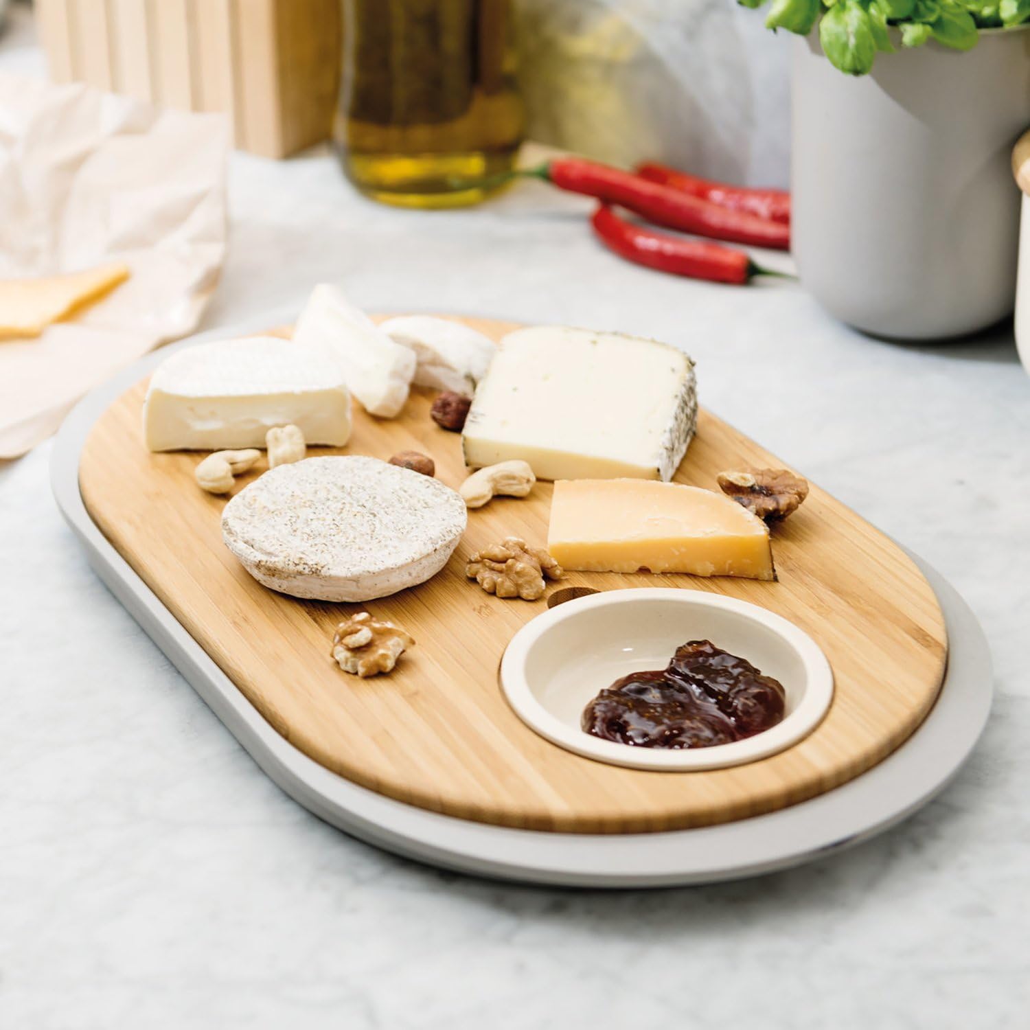 BergHoff Leo Two-Sided Bamboo Tapas Cutting Board with Tray