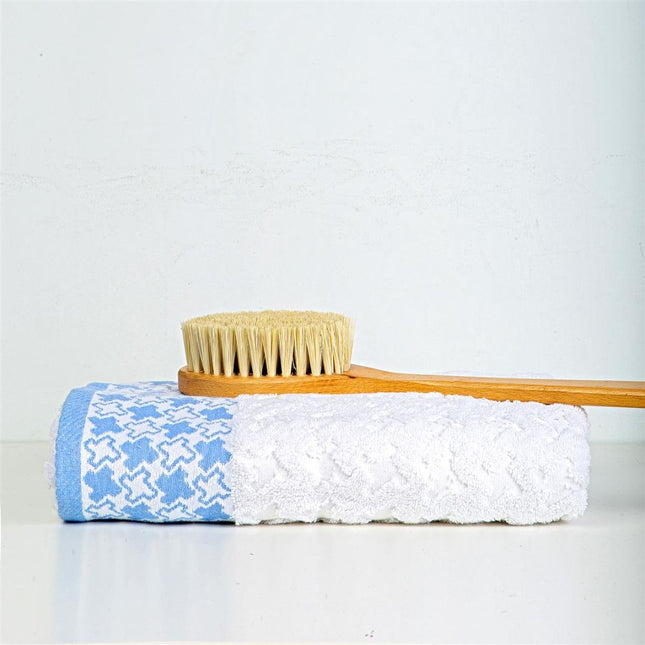 j-linens-stars-beige-bath-towel-copy