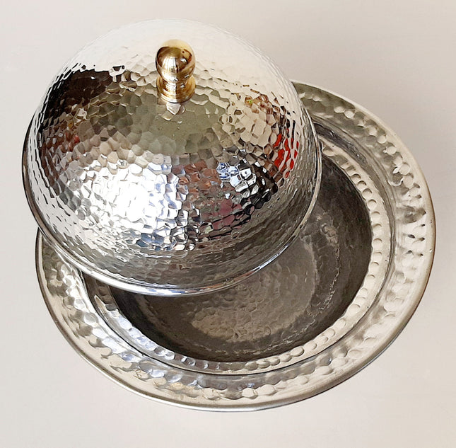 Arze Martel Cloche Dome Platter