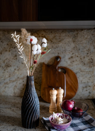 Pots N' Objects Swirly Vase