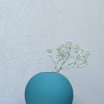 Pine Artful Curve Vase