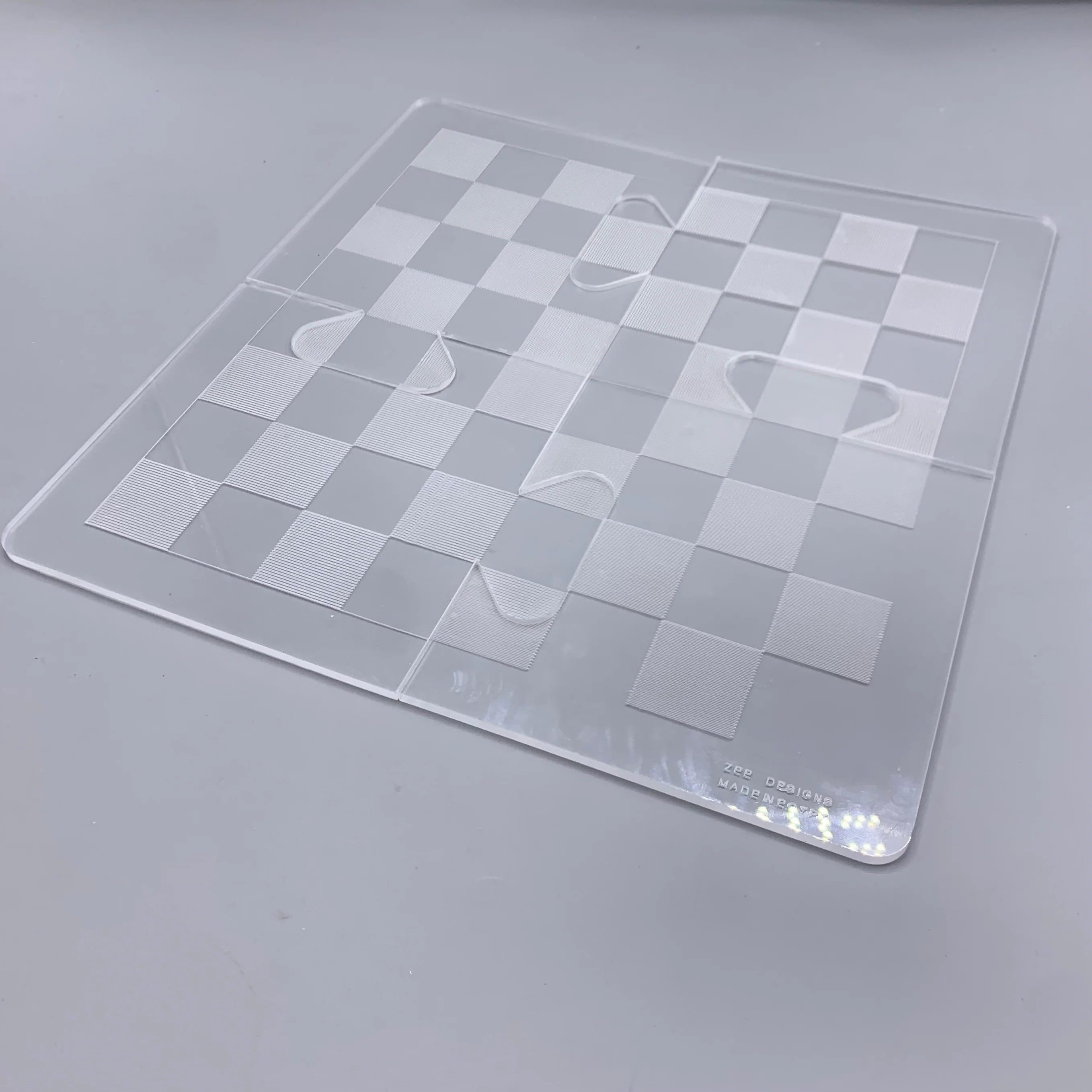Zee Designs Plexiglass Fold & Play Chess Set