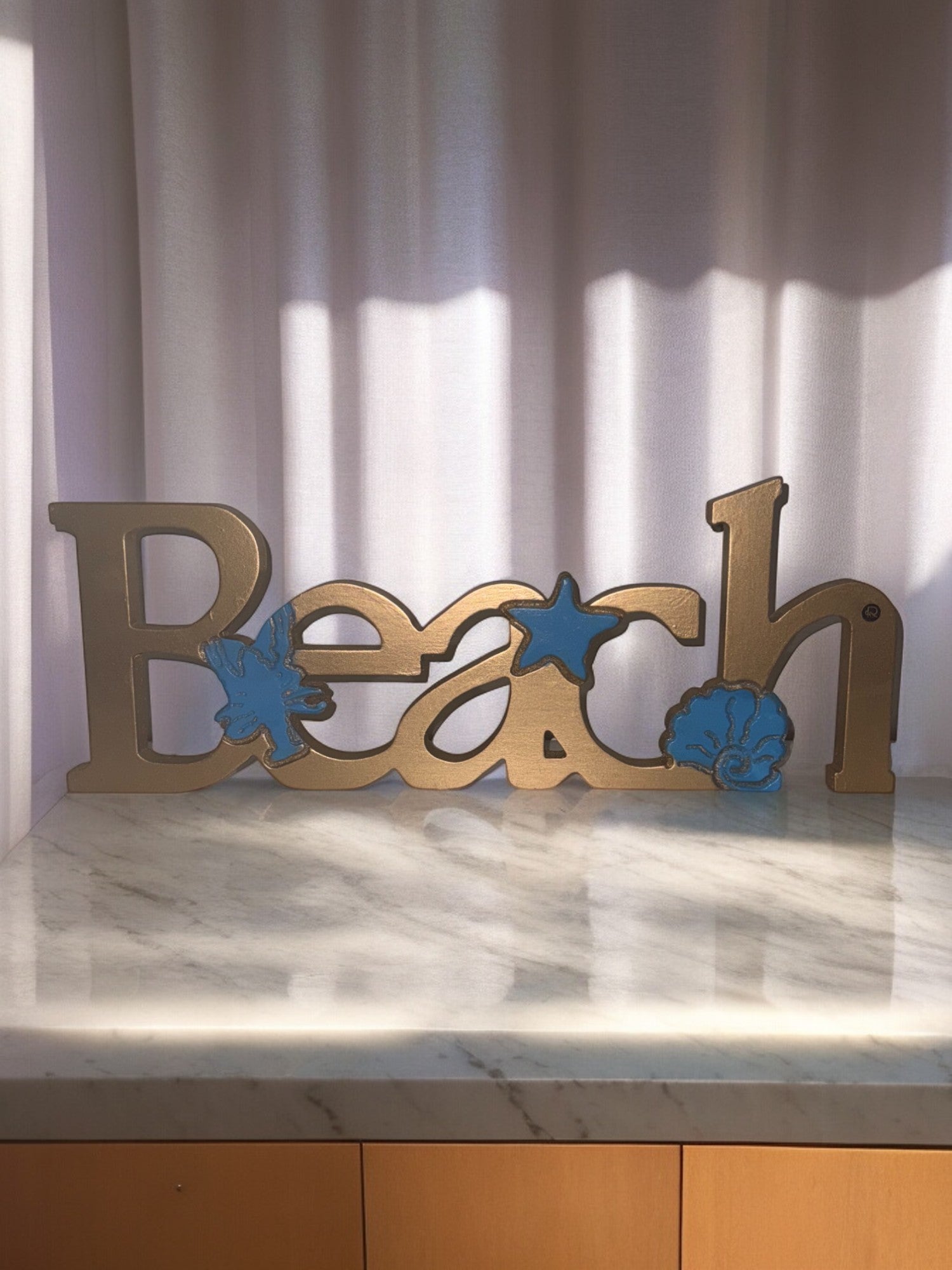 RM Beach Standing Decor