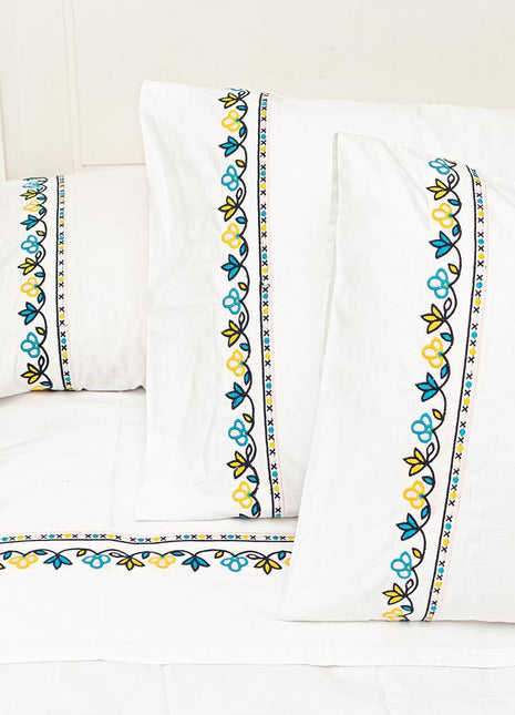 J Linens Embroidery Flora Flat Sheet Set