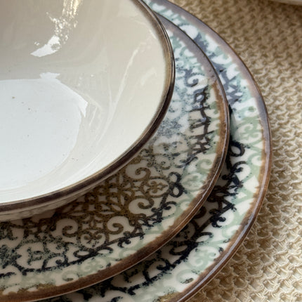 Tulu Cordoba 24 PCS Dinnerware Set