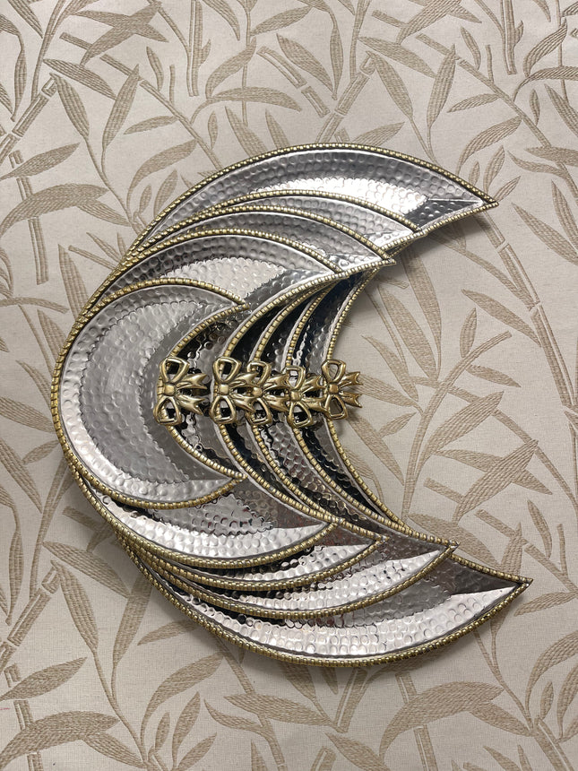 Laila Dine Crescent Stainless Steel Serving Dish (X X Large Size)