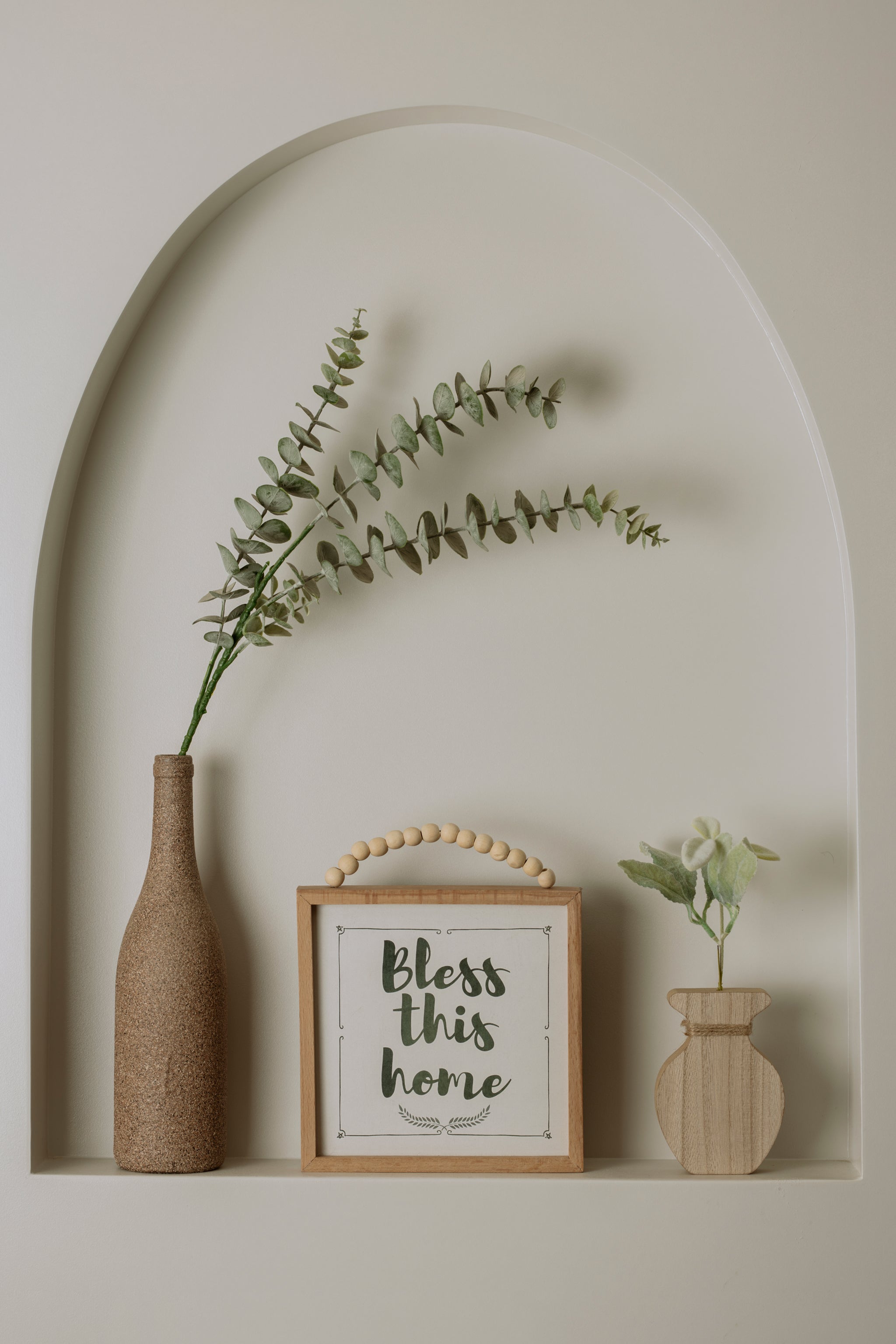 Rounded Bloom Wooden Vase
