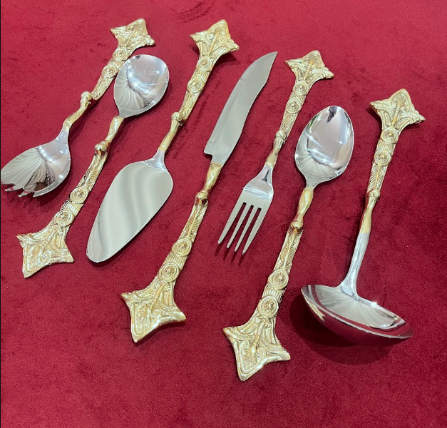 Laila Dine Karo Cutlery Serving Tools Gold  Set of 7