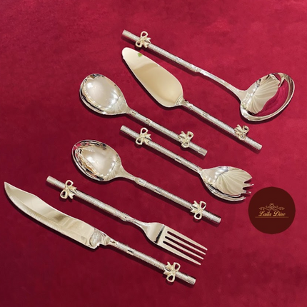 Laila dine Bow Cutlery Serving Tools Silver - set of 7