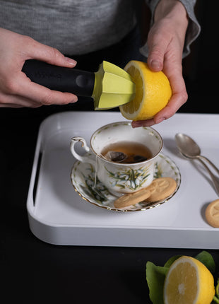 Trebonn Citrus Lemon Squeezer
