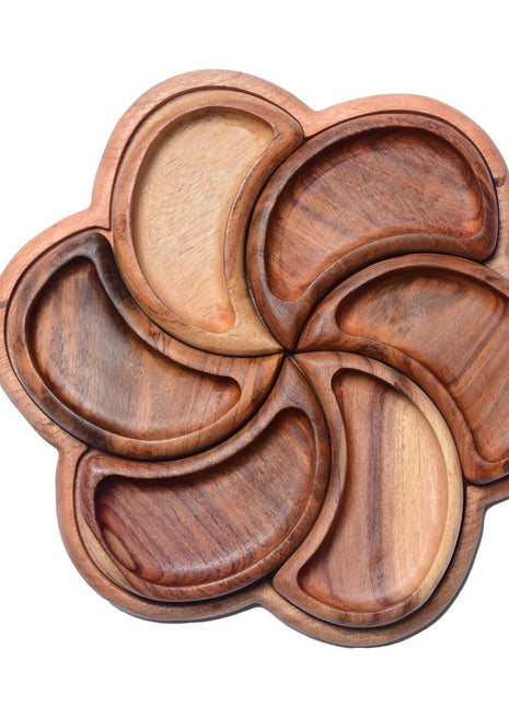 Wooden Serving Platter Flower Shape (30 cm)