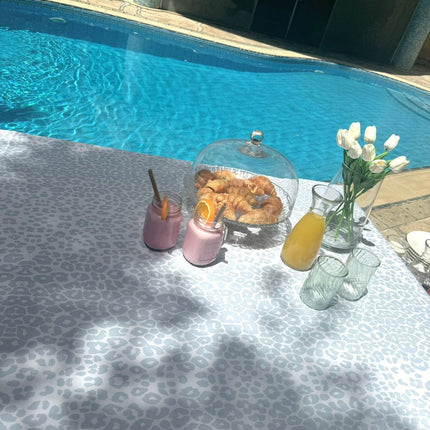Mantile Light Blue Leopard Tablecloth.