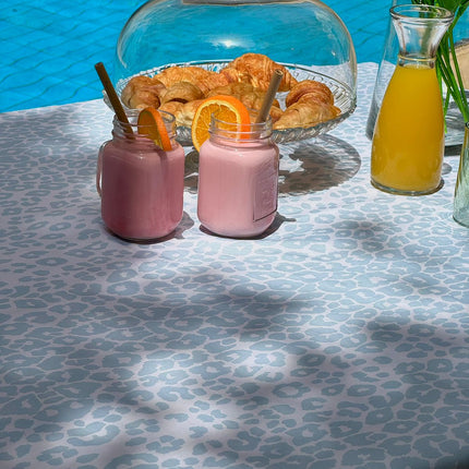 Mantile Light Blue Leopard Tablecloth.