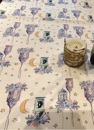 Mantile Purple Floral Lantern Tablecloth