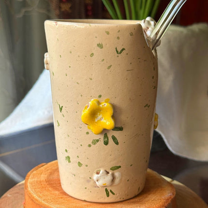 Piece of Sara Beige Floral Straw Cup