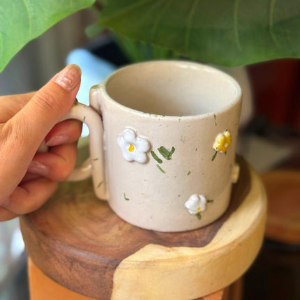 Piece of Sara Beige Flora Mug