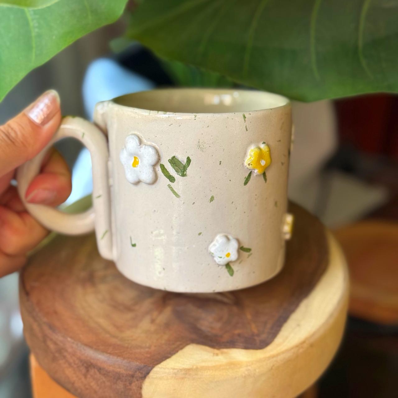 Piece of Sara Beige Flora Mug