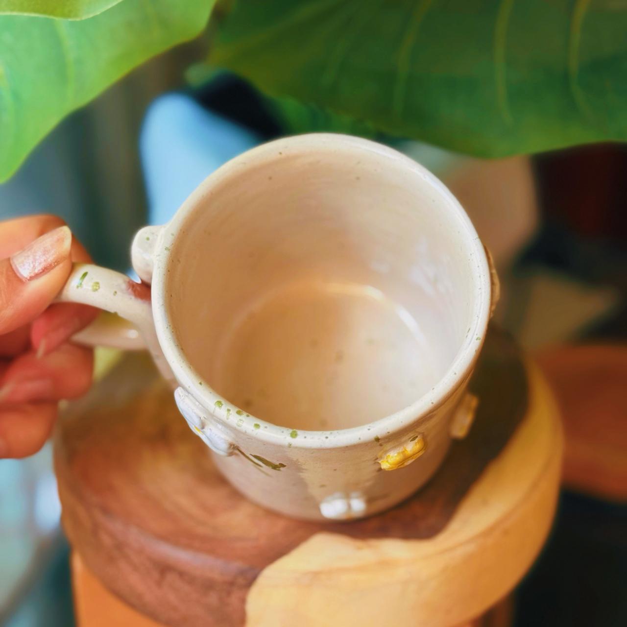 Piece of Sara Beige Flora Mug