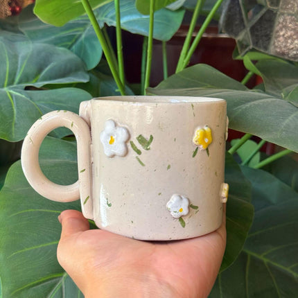 Piece of Sara Beige Flora Mug