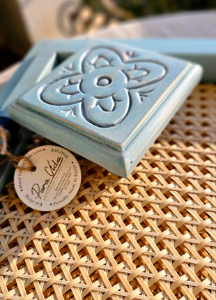 Pura Vida Estate Élevé Coaster