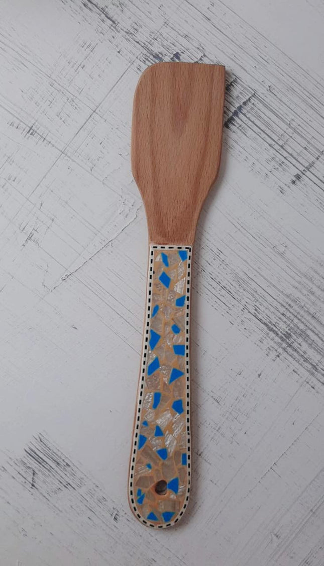 arze-aghssan-s-spatula