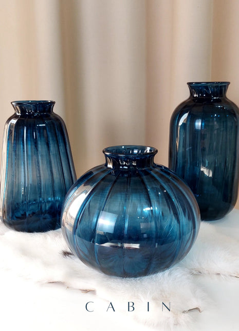 Cabin Corner Royal Blue Vase Set.