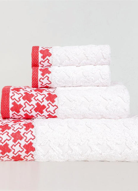 J Linens Red Stars Large Set