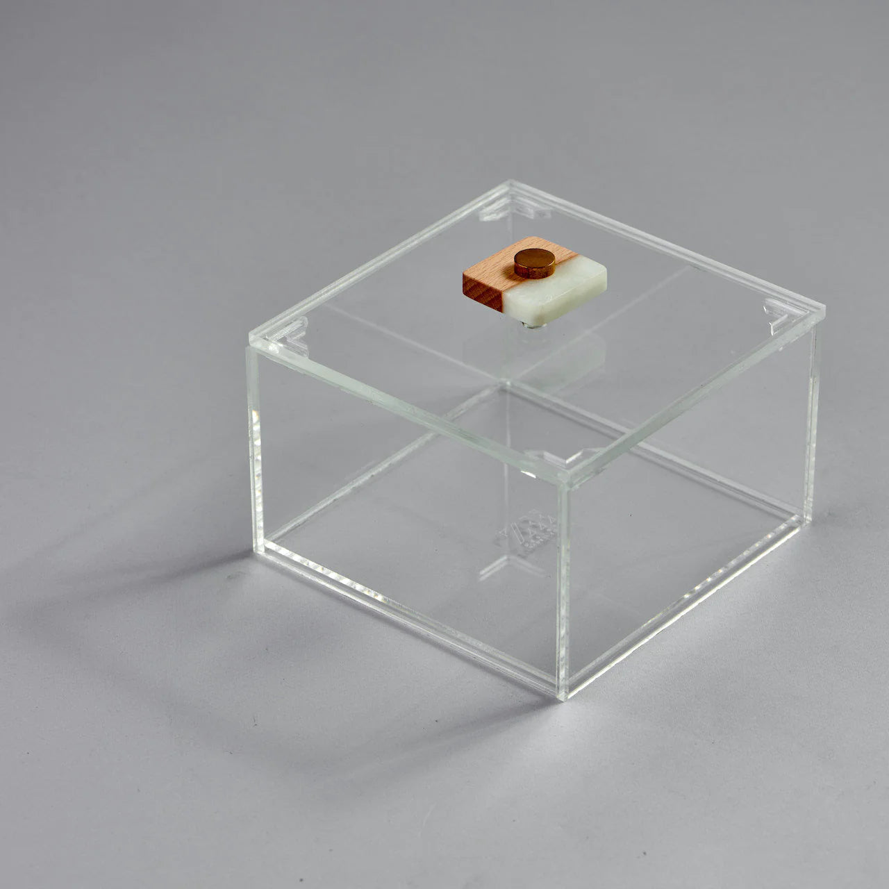 Zee Designs Plexiglass Resin Squared Box