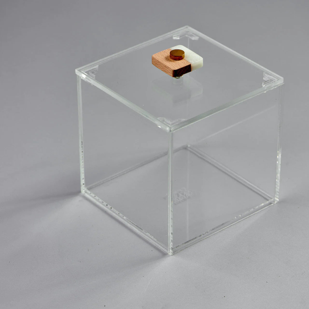 Zee Designs Plexiglass Resin Squared Box