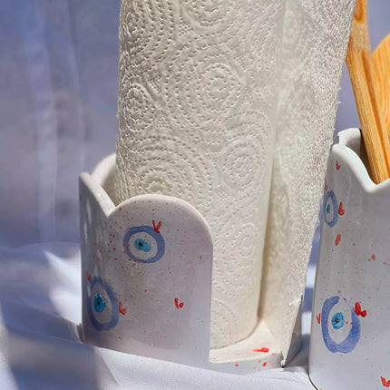 Piece of Sara EyeLover Tissue Holder