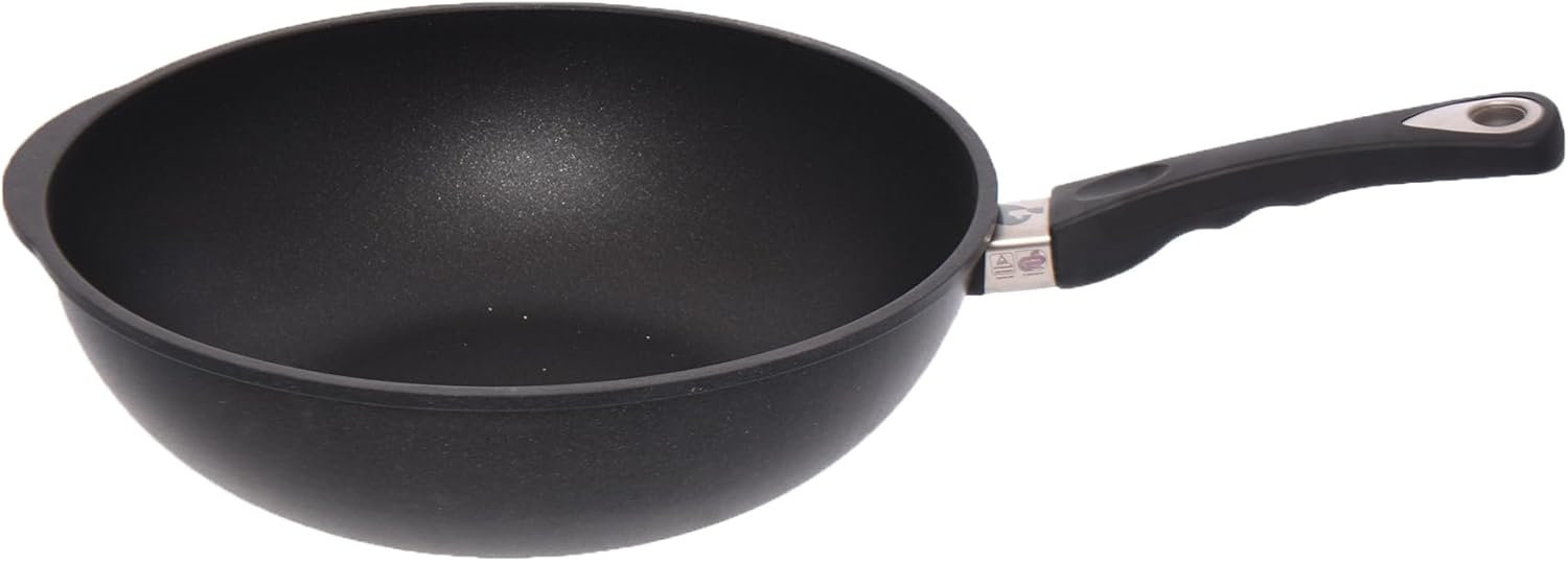 First Titanium Wok Pan, 3 Liter Capacity, 32 cm