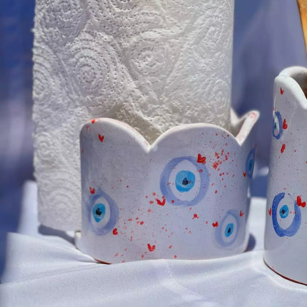 Piece of Sara EyeLover Tissue Holder