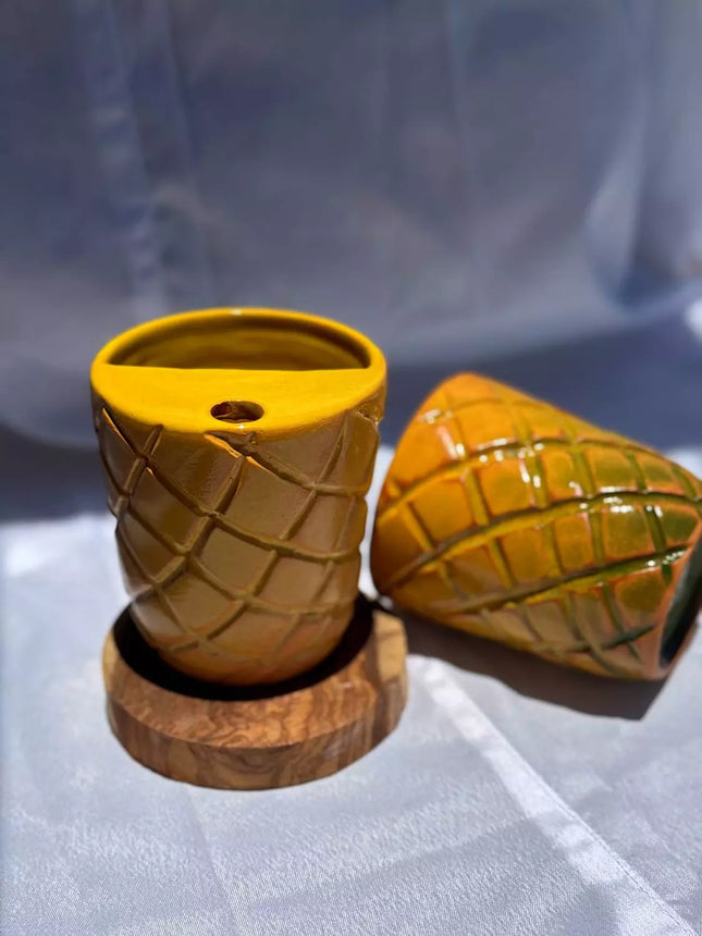 Piece of Sara Ananasa Tumbler