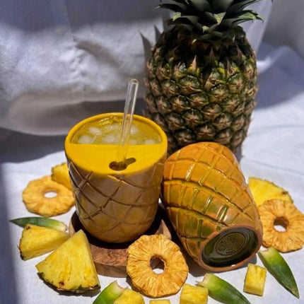 Piece of Sara Ananasa Tumbler